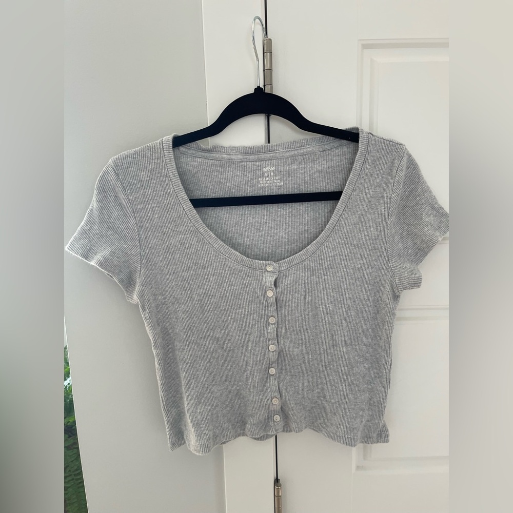 Aerie Grey Button-Up Crop Top